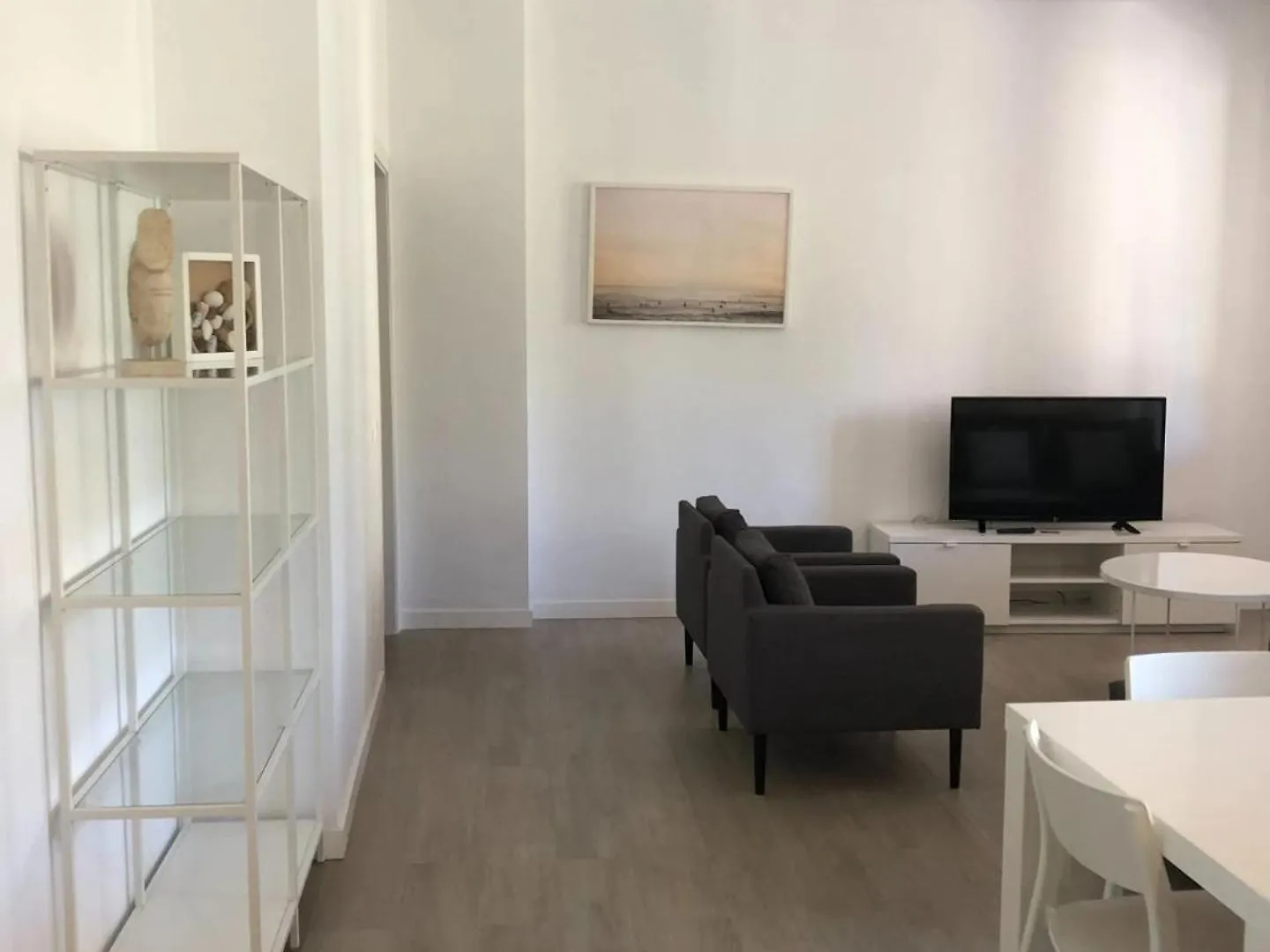 Apartamentos En Primera Linea De Mar 萨洛 0*,